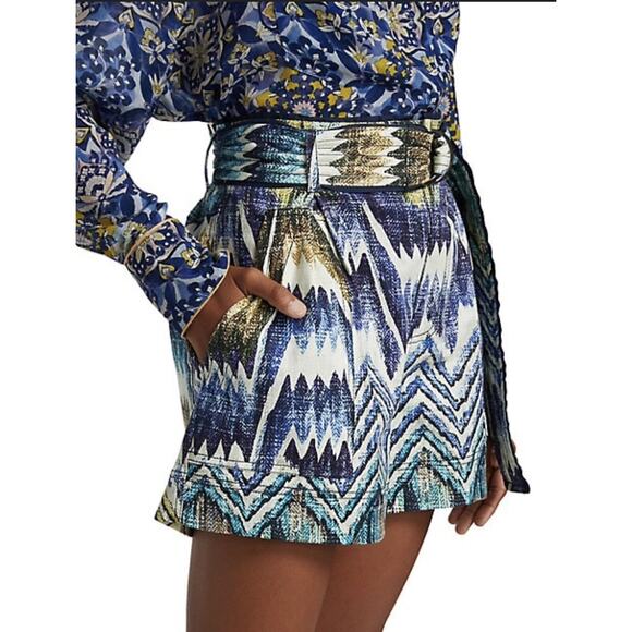 Chufy Nino High-Waisted Belted Chevron Paperbag Shorts Calvi Blue XS - Picture 7 of 13